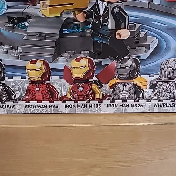 Lego 76216 Iron Man Armory 496 Pieces Set The Infinity Saga 8 Minifigures